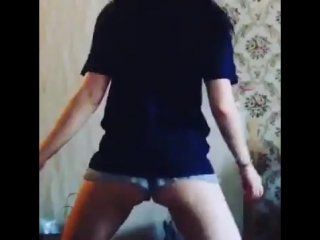 (homemade porn) twerk from a youngster