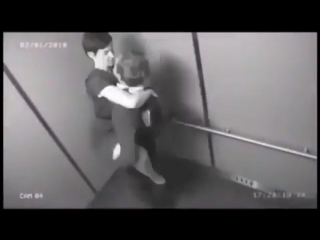 sex in the lift